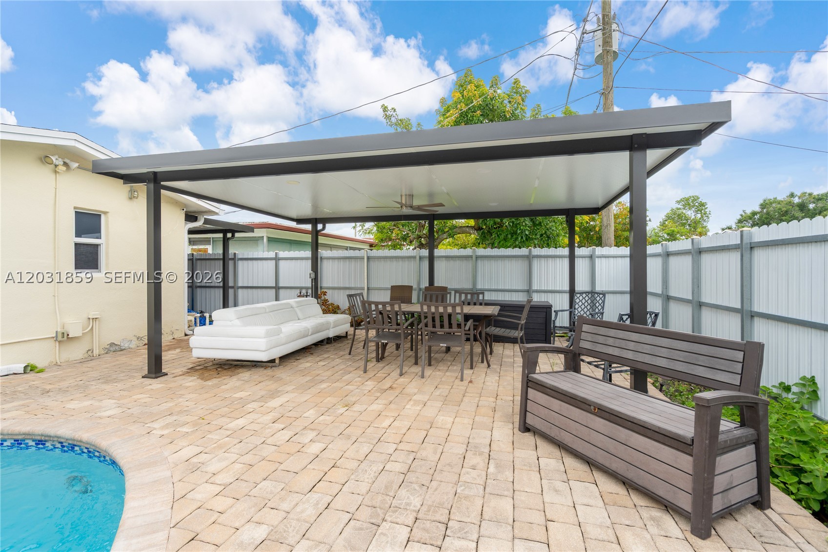 SUNRISE GOLF VILLAGE SEC - Residential