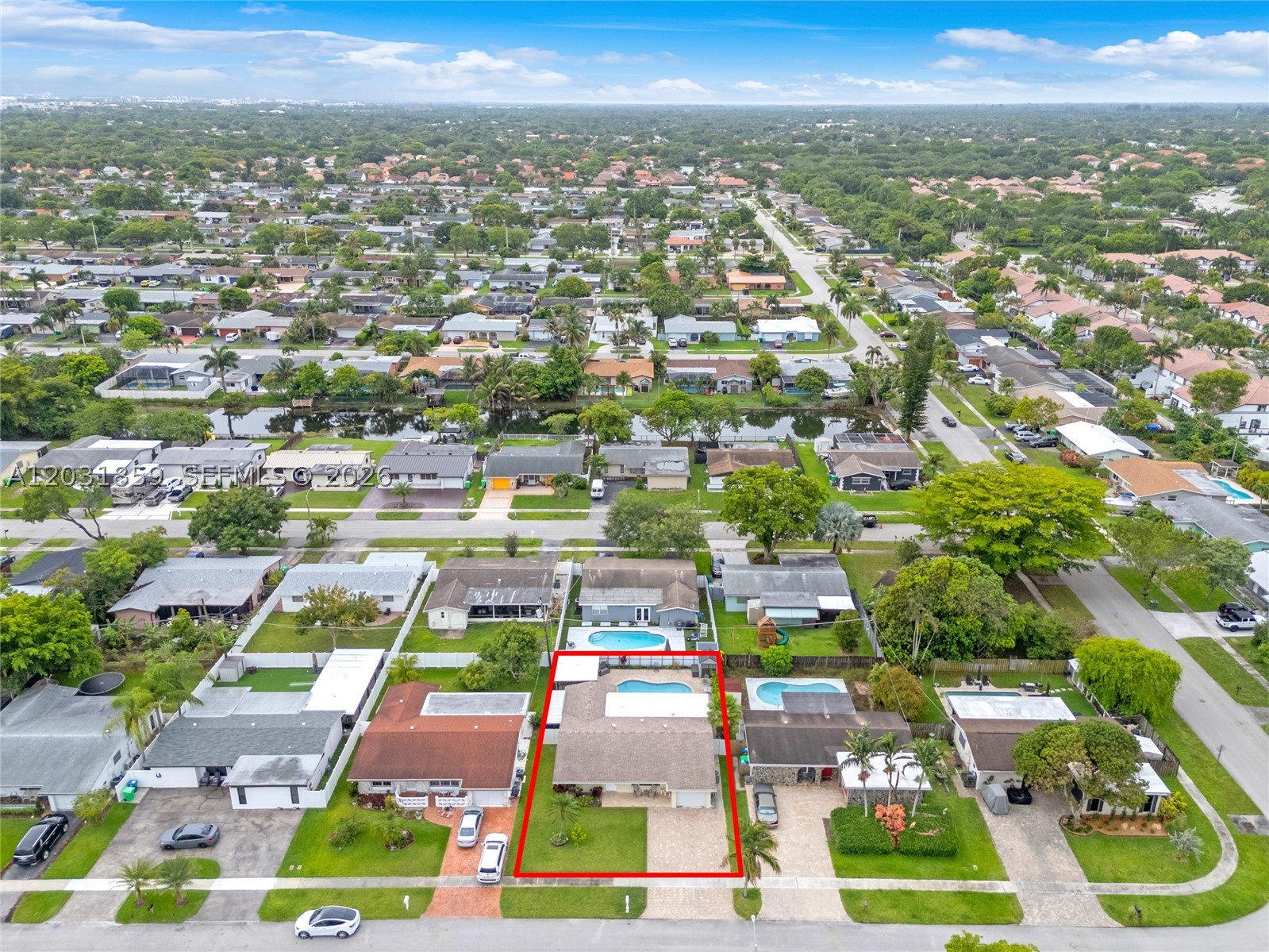 SUNRISE GOLF VILLAGE SEC - Residential