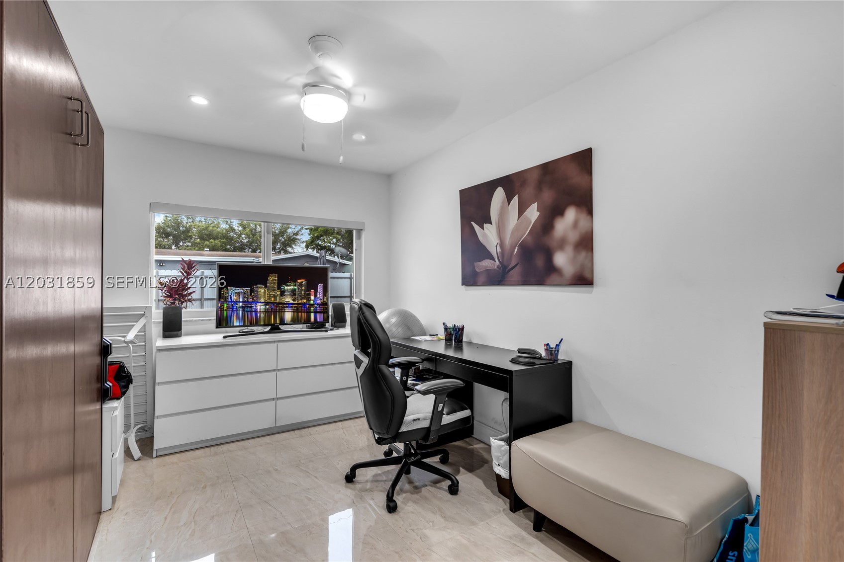 SUNRISE GOLF VILLAGE SEC - Residential