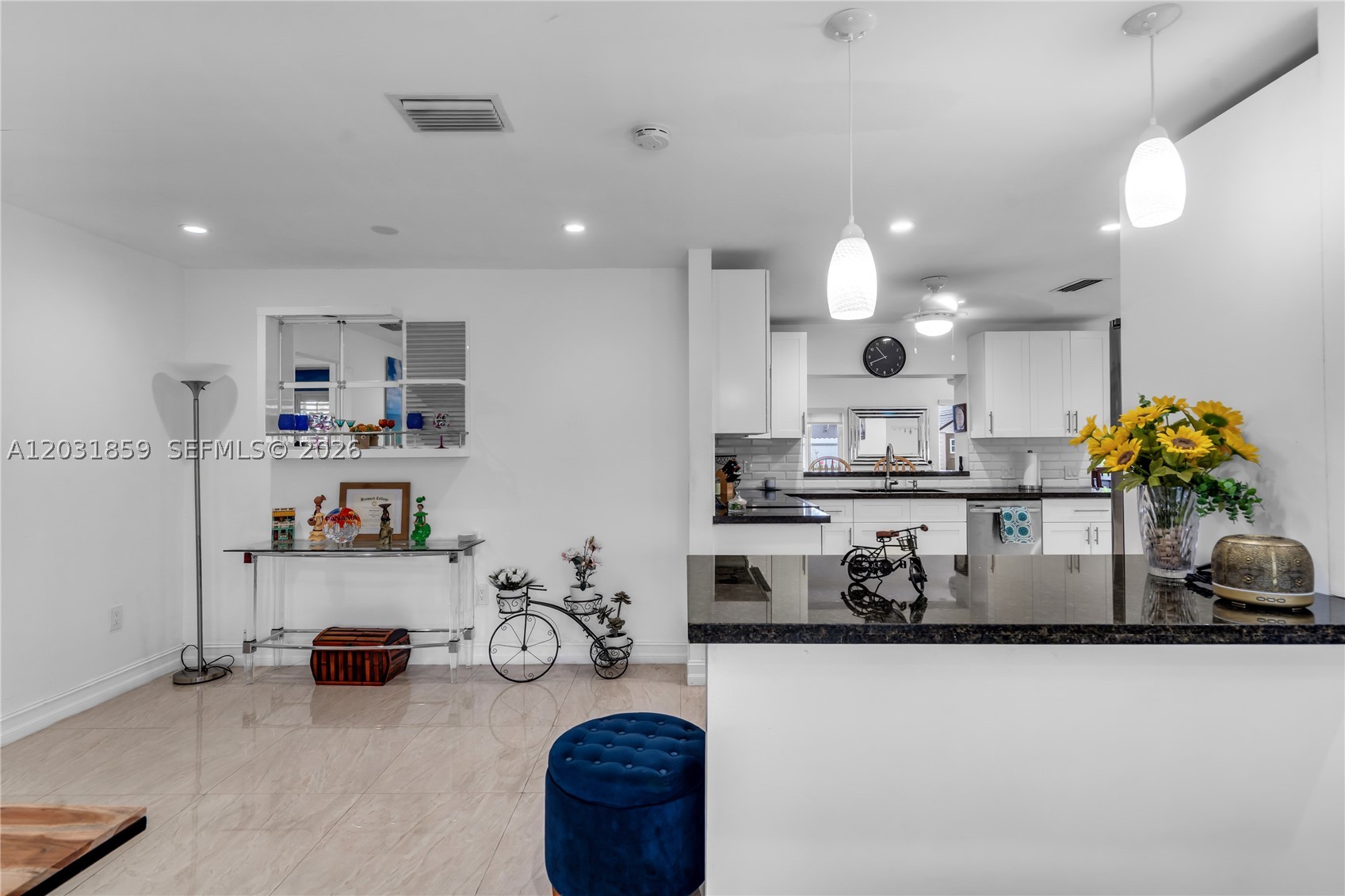 SUNRISE GOLF VILLAGE SEC - Residential