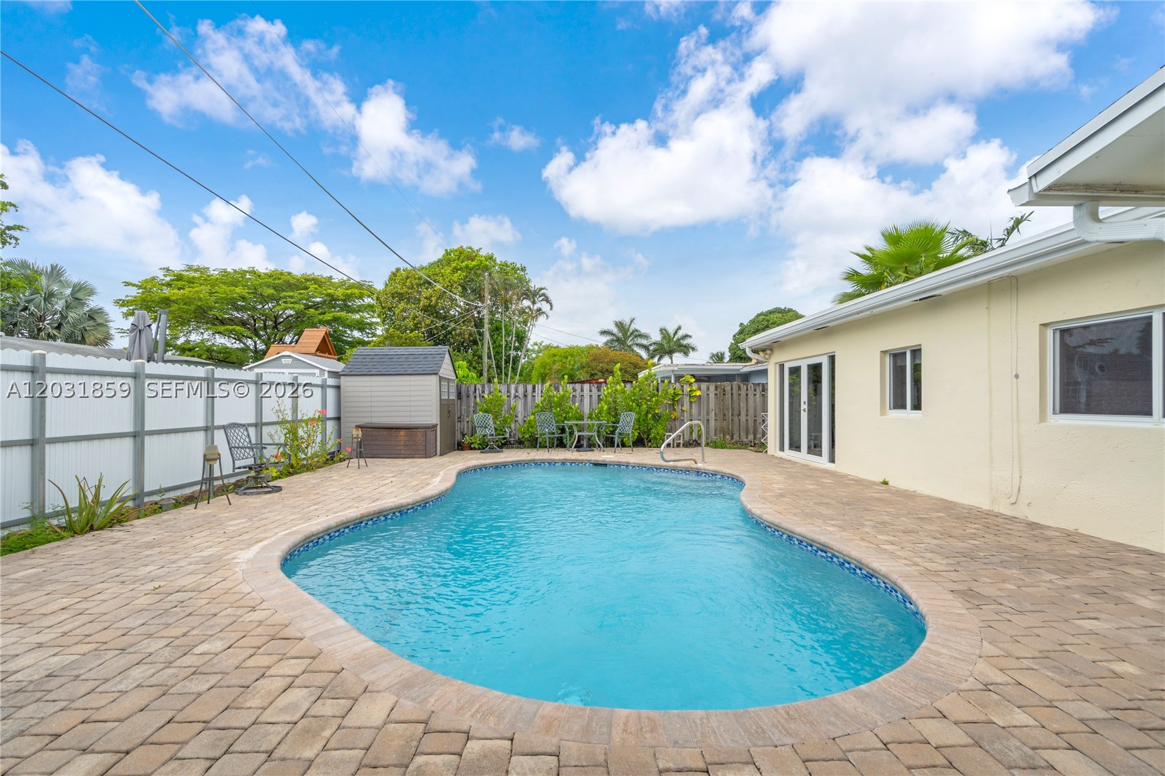 SUNRISE GOLF VILLAGE SEC - Residential