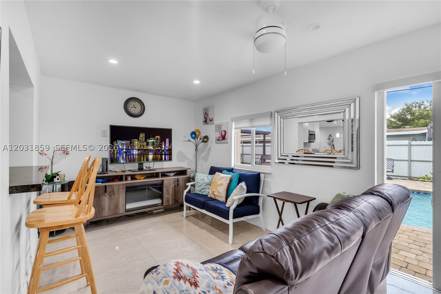 SUNRISE GOLF VILLAGE SEC - Residential