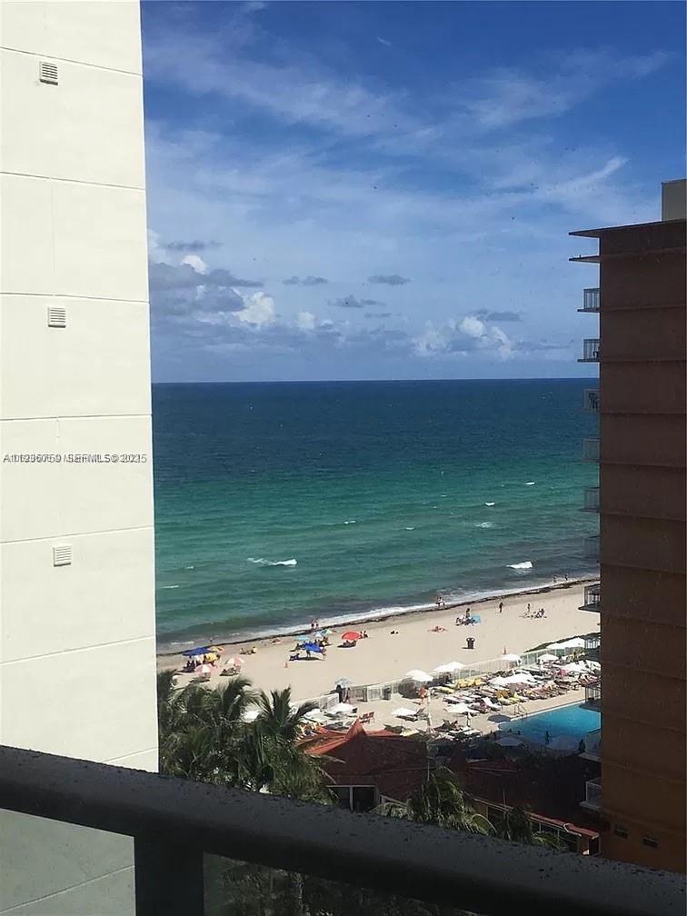 OCEAN ONE CONDO - Residential