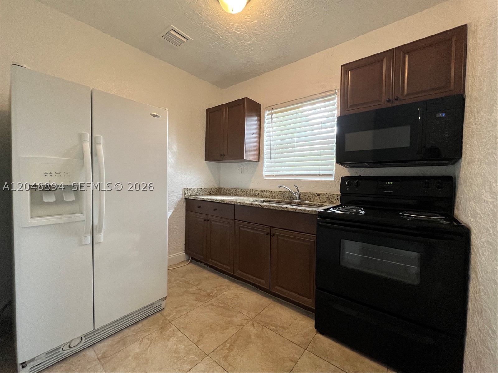 ¤33-48-42 W 50 OF E 385 O - Residential Income