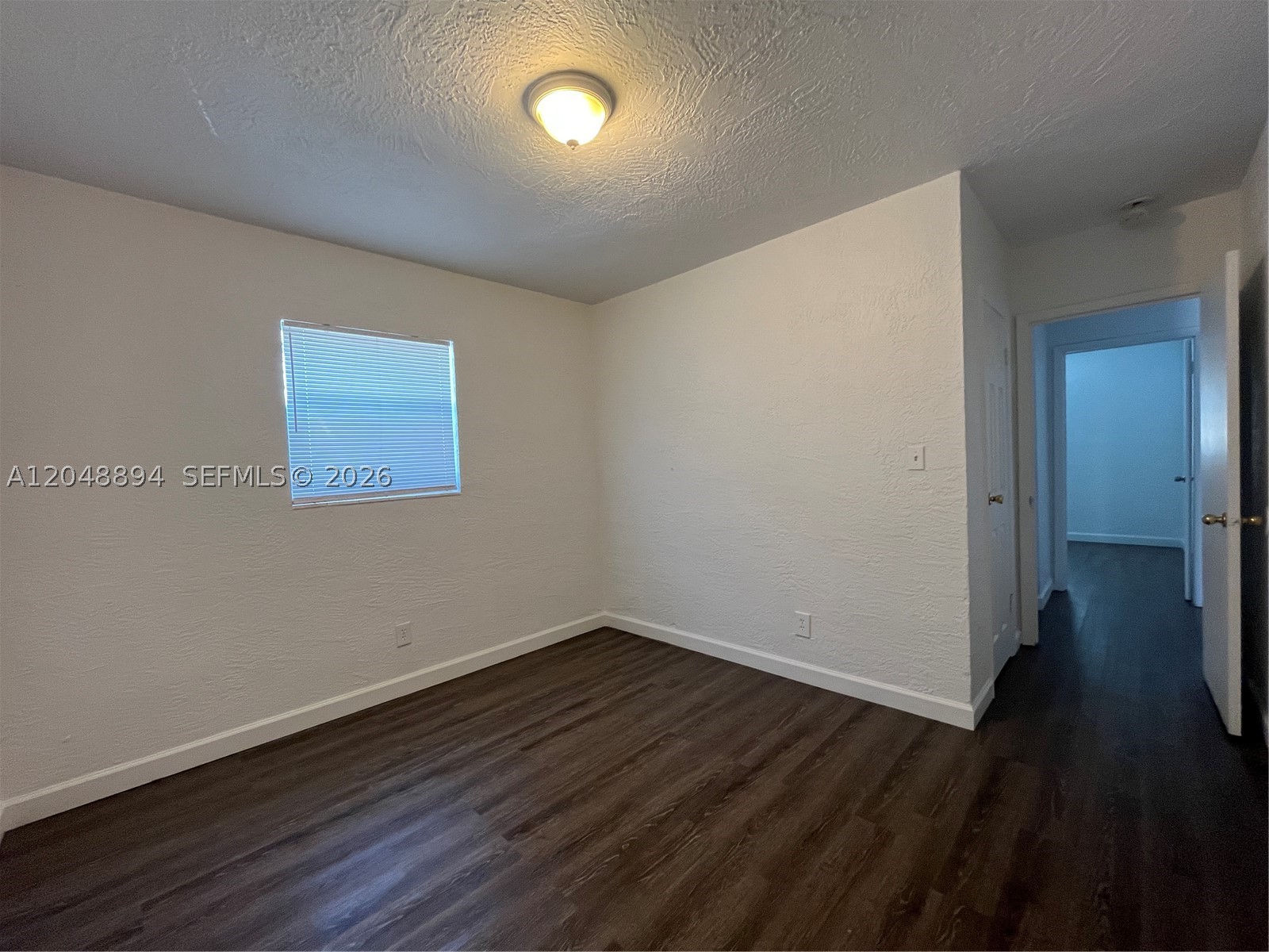 ¤33-48-42 W 50 OF E 385 O - Residential Income