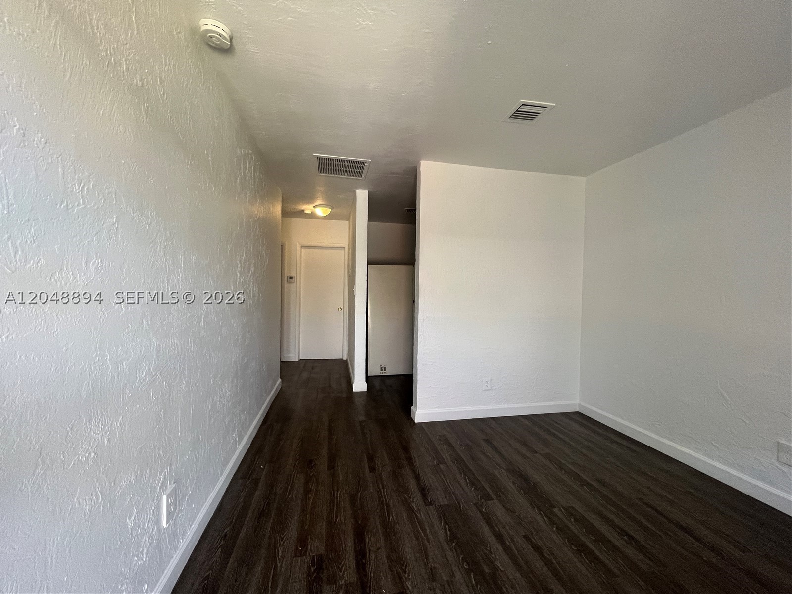¤33-48-42 W 50 OF E 385 O - Residential Income