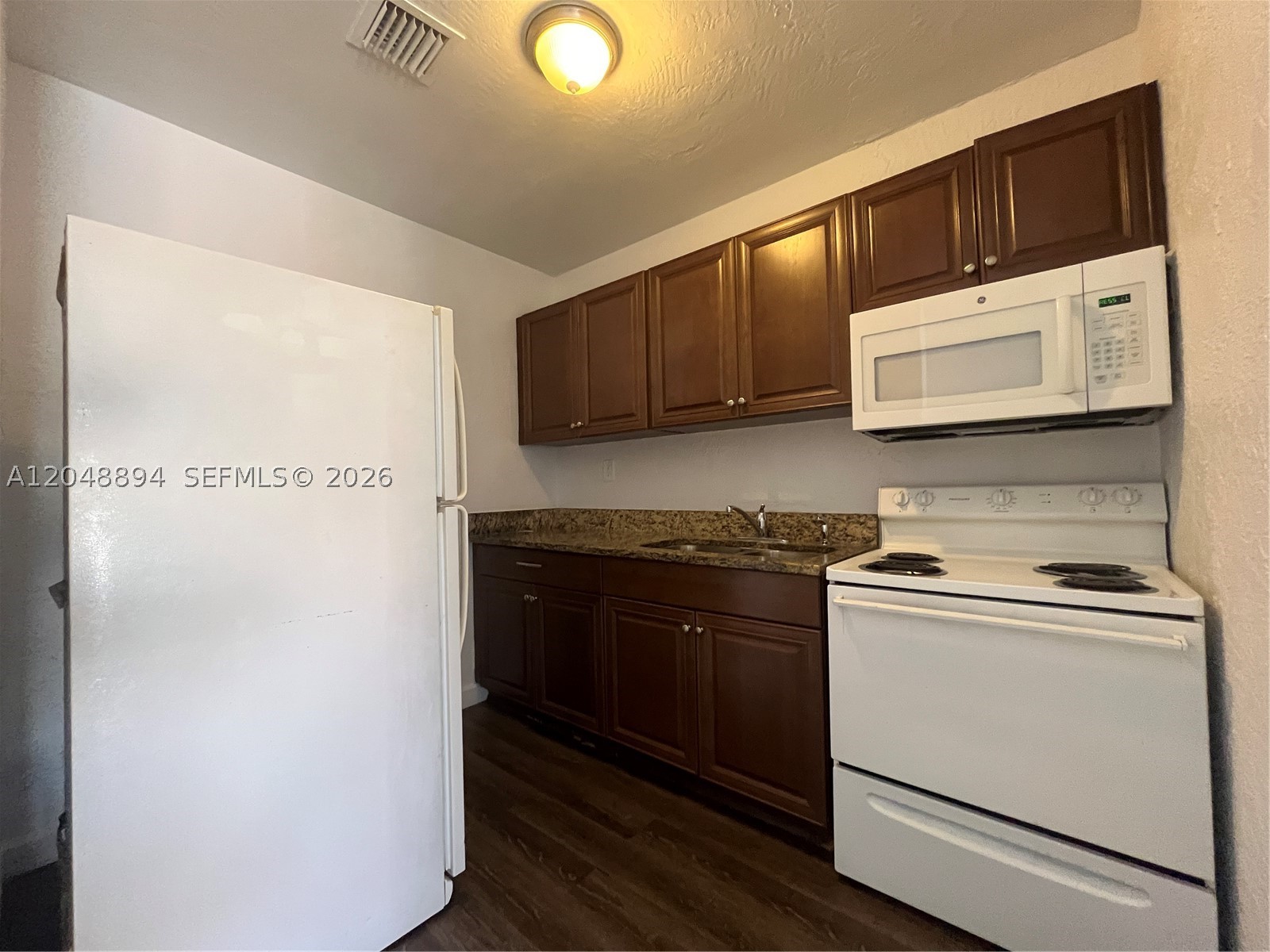 ¤33-48-42 W 50 OF E 385 O - Residential Income