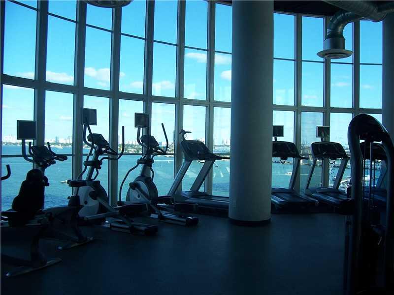 1800 CLUB CONDO - Residential Lease