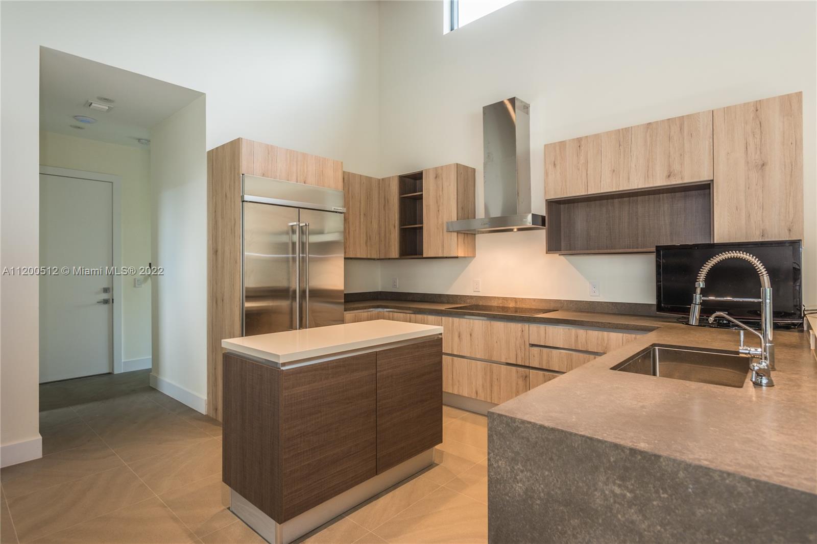 SUNSET VIEW - Residential Lease