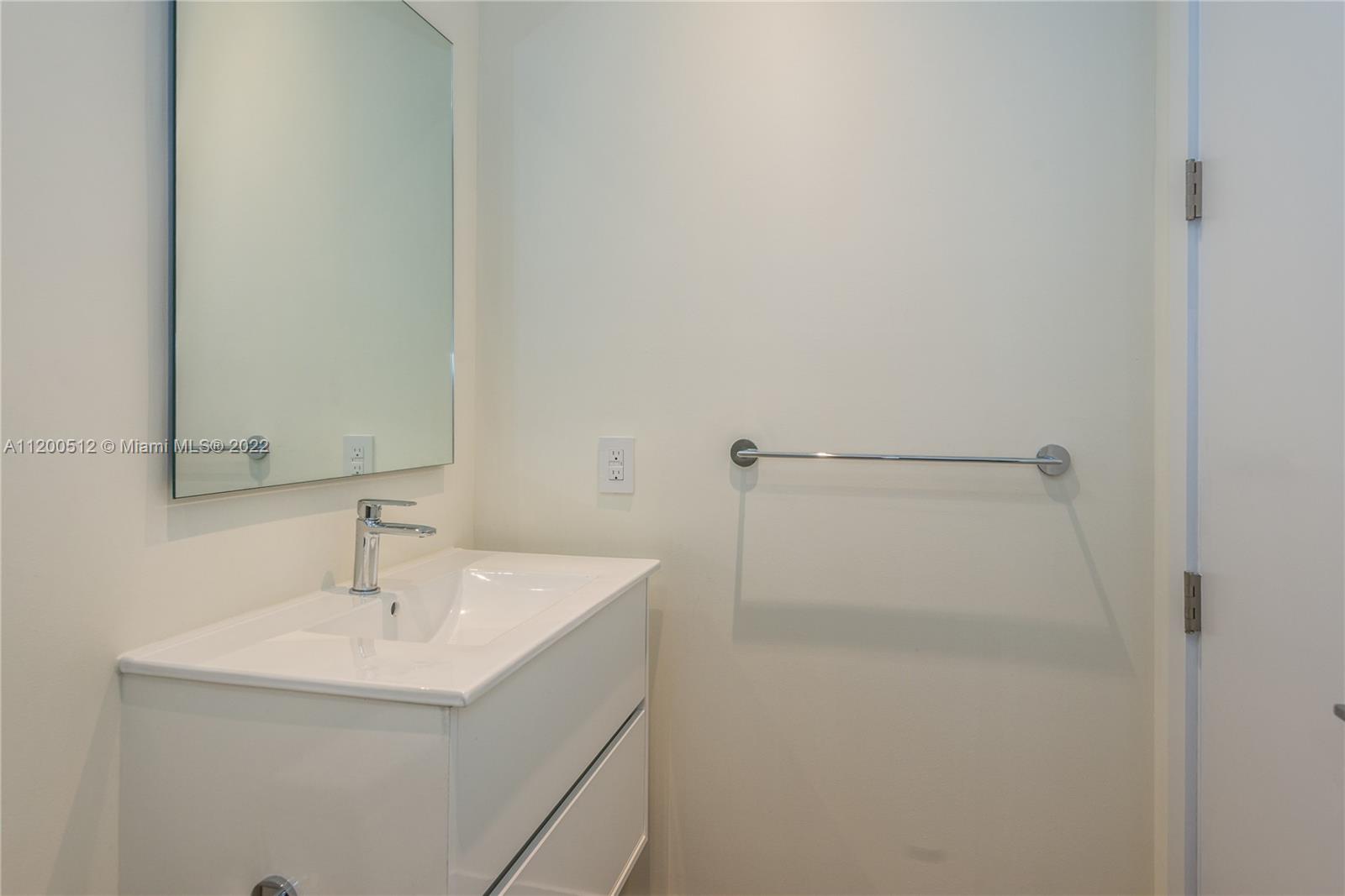 SUNSET VIEW - Residential Lease
