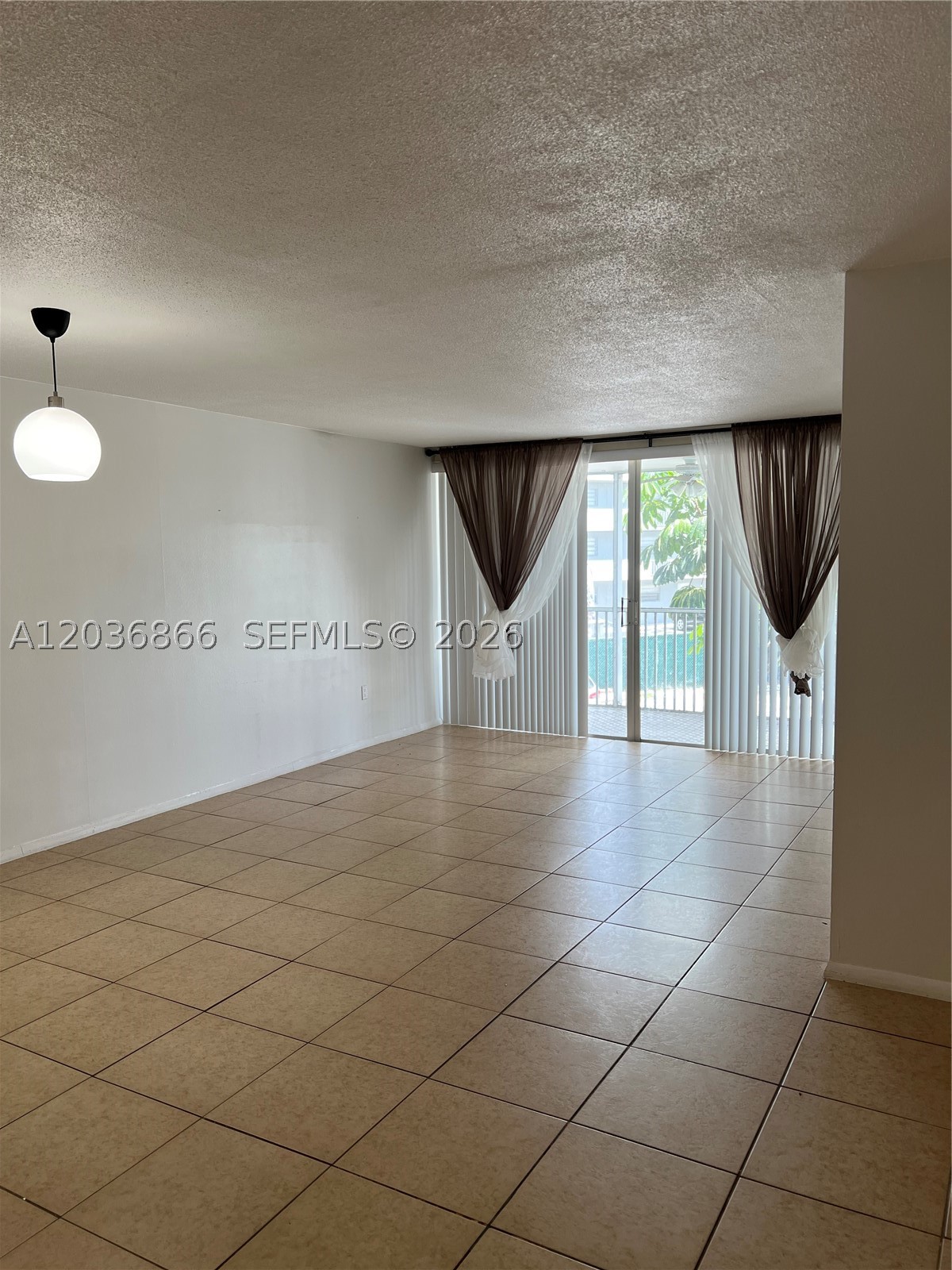 JADE WINDS GROUP ALLAMAND - Residential Lease
