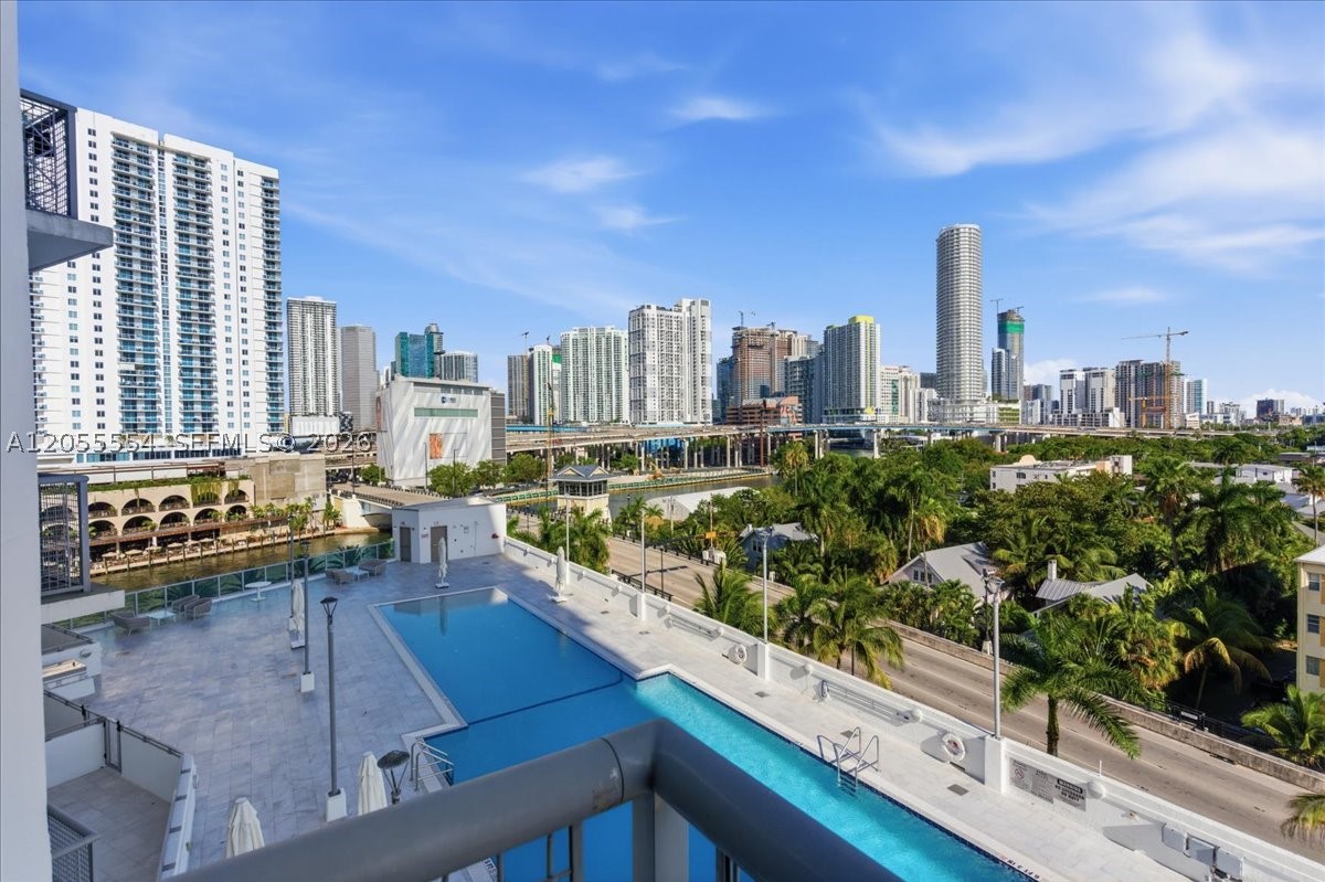NEO CONDO - Residential