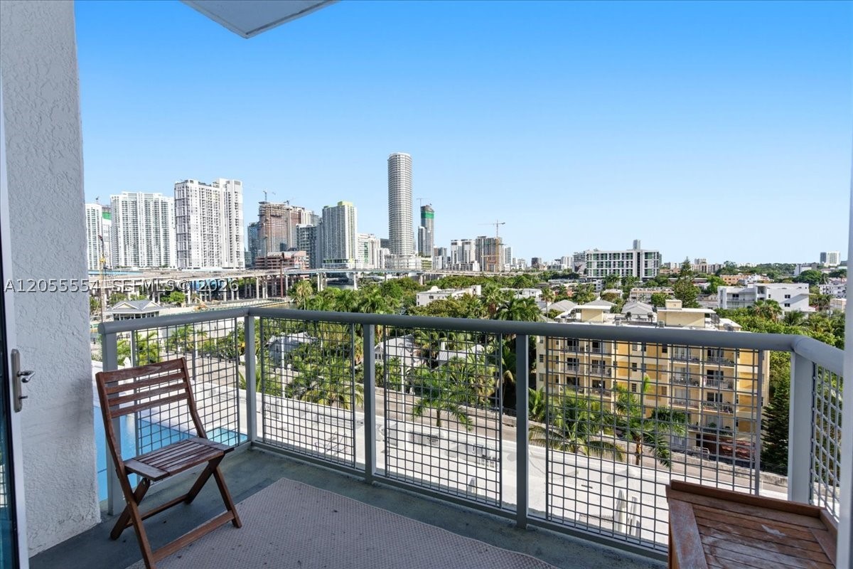 NEO CONDO - Residential