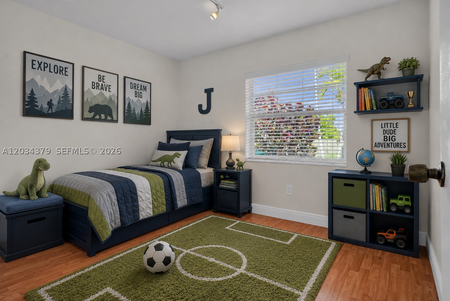 DEVON-AIRE VILLAS SEC 2 - Residential