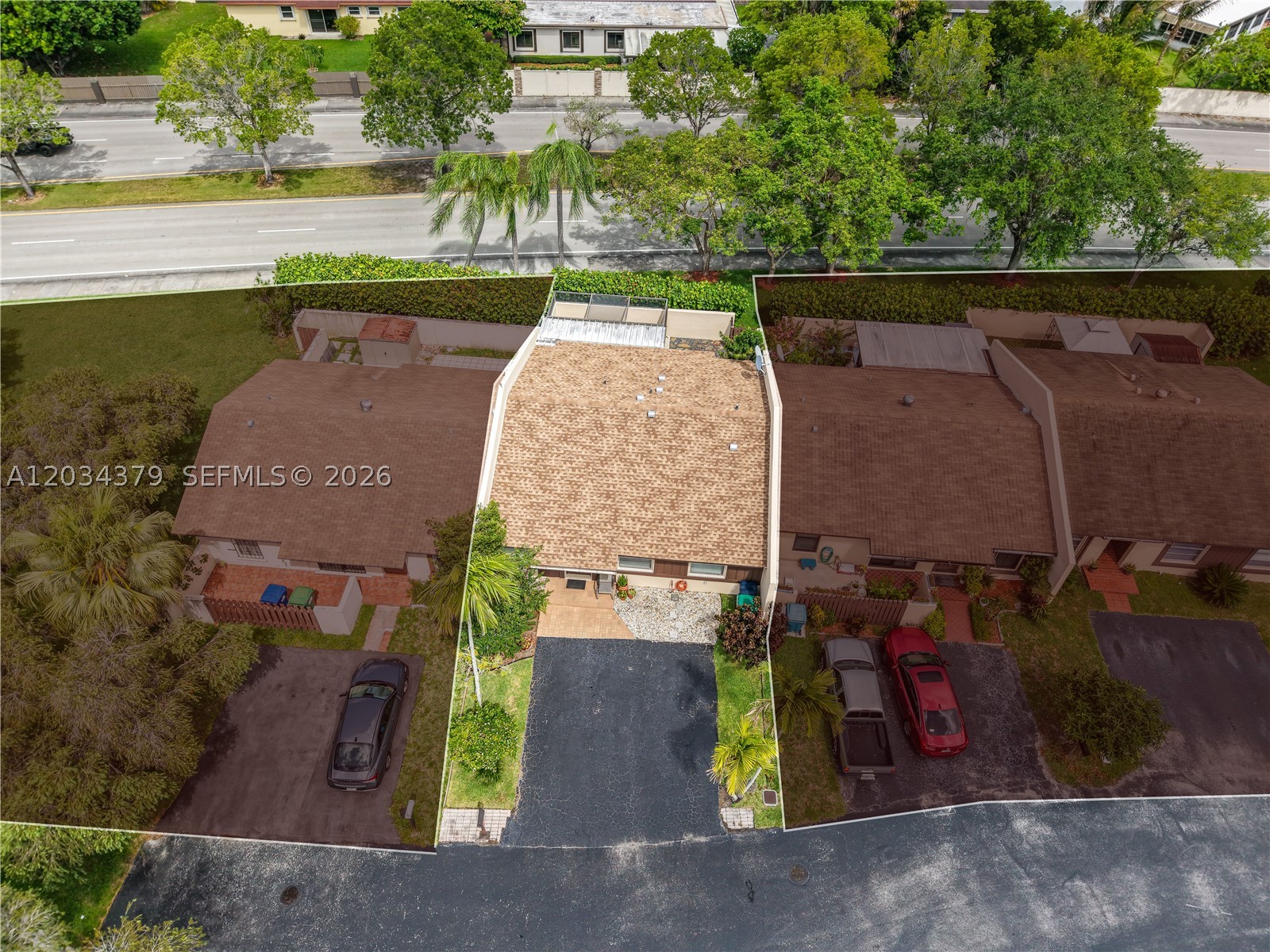 DEVON-AIRE VILLAS SEC 2 - Residential