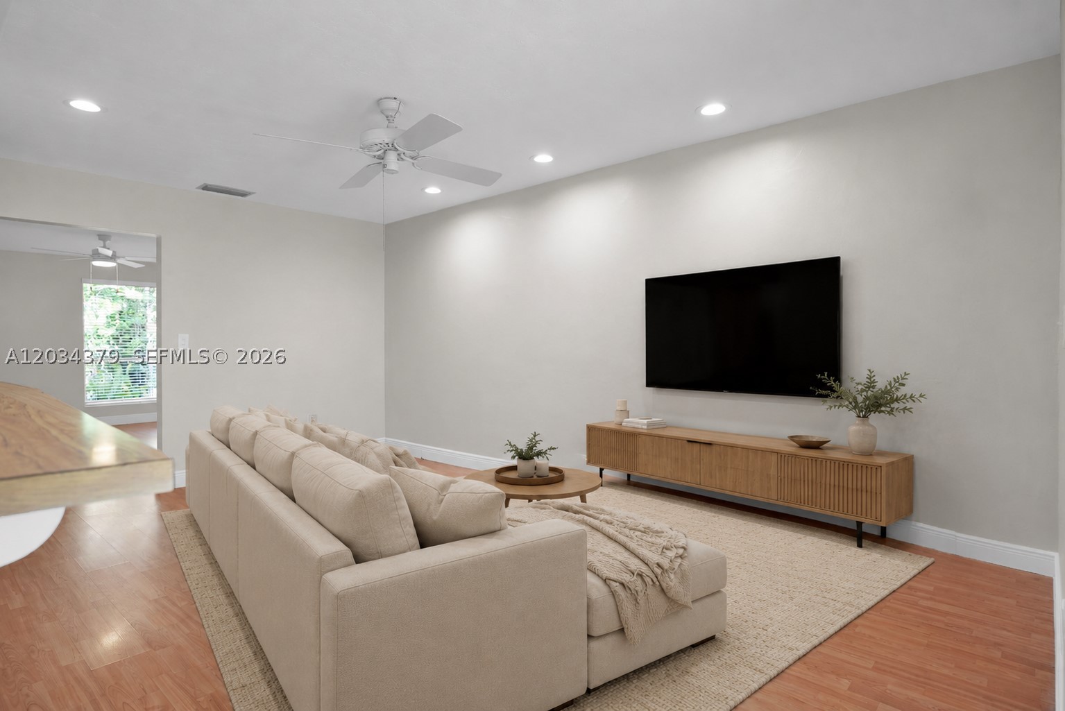 DEVON-AIRE VILLAS SEC 2 - Residential