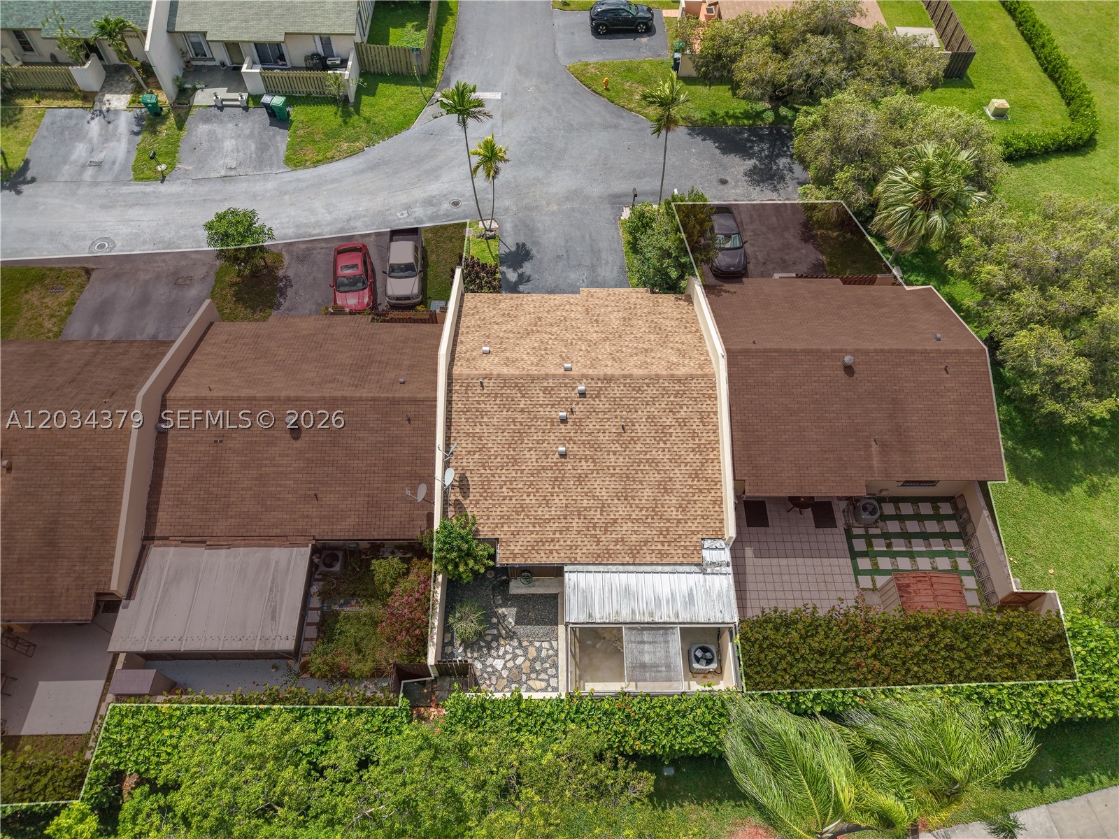 DEVON-AIRE VILLAS SEC 2 - Residential