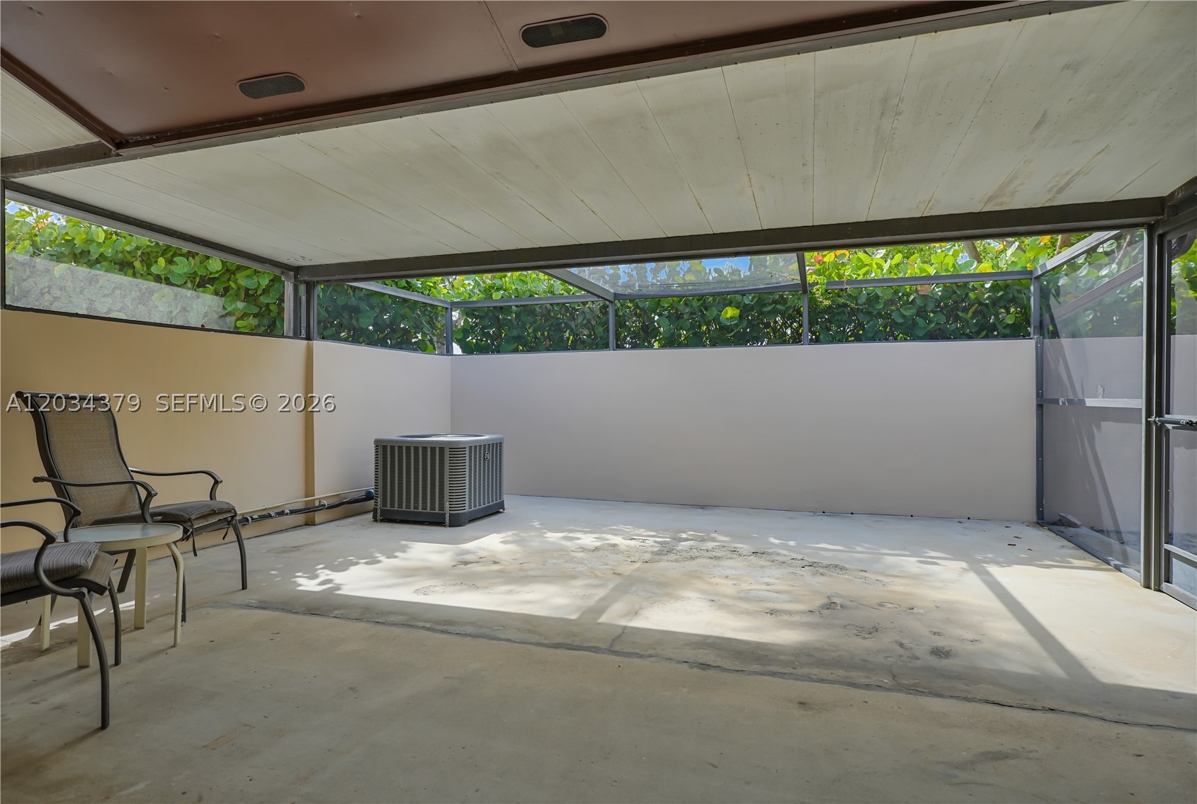 DEVON-AIRE VILLAS SEC 2 - Residential