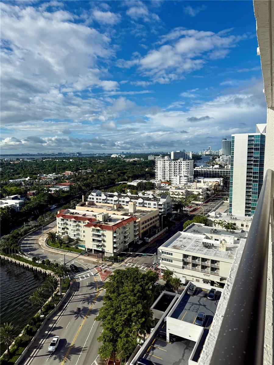 CLUB ATLANTIS CONDO - Residential