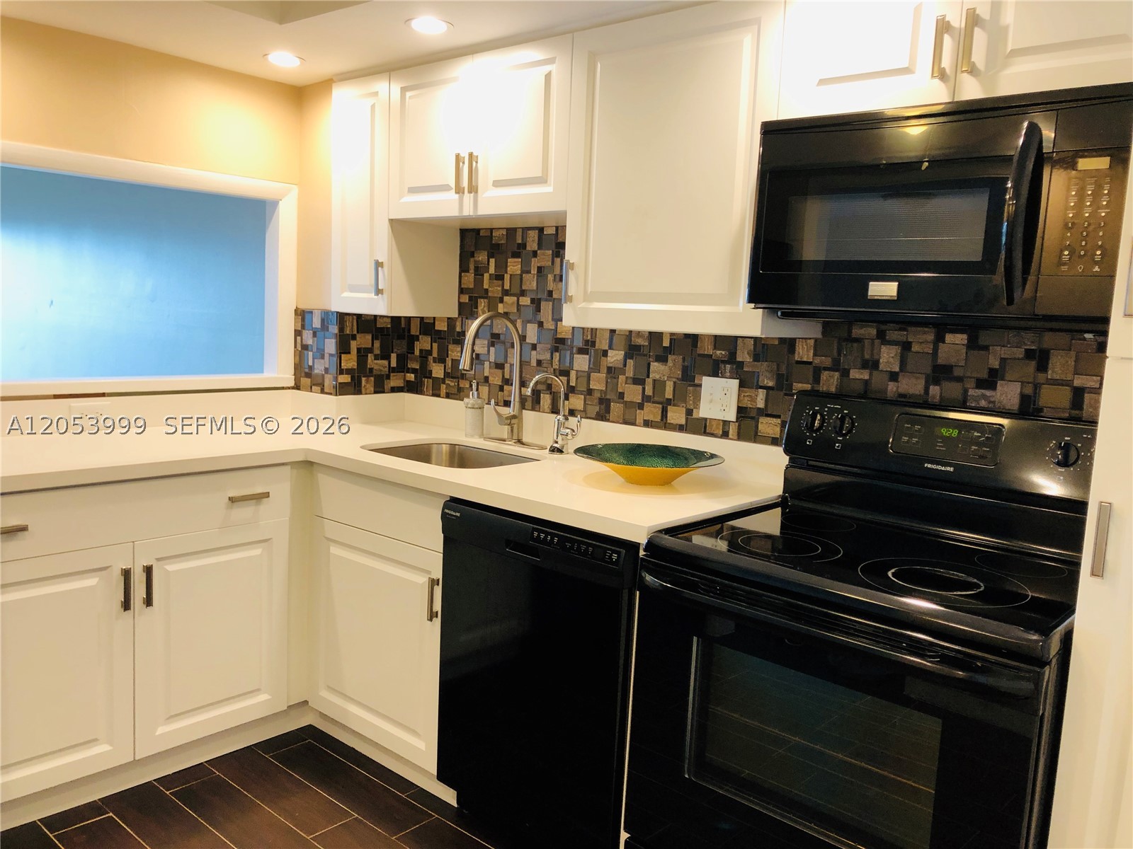 NO 2 PALM-AIRE COUNTRY CL - Residential Lease
