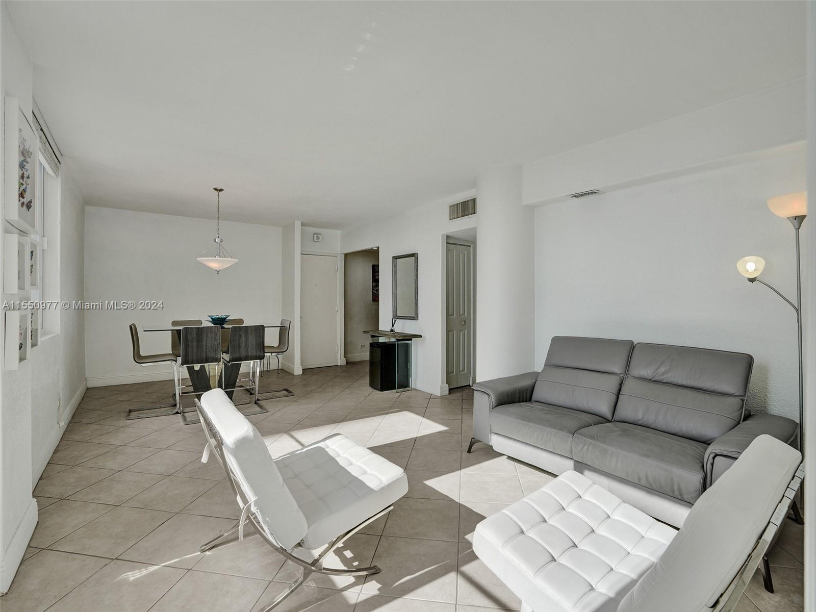 THE CARRIAGE CLUB NORTH C - Residential