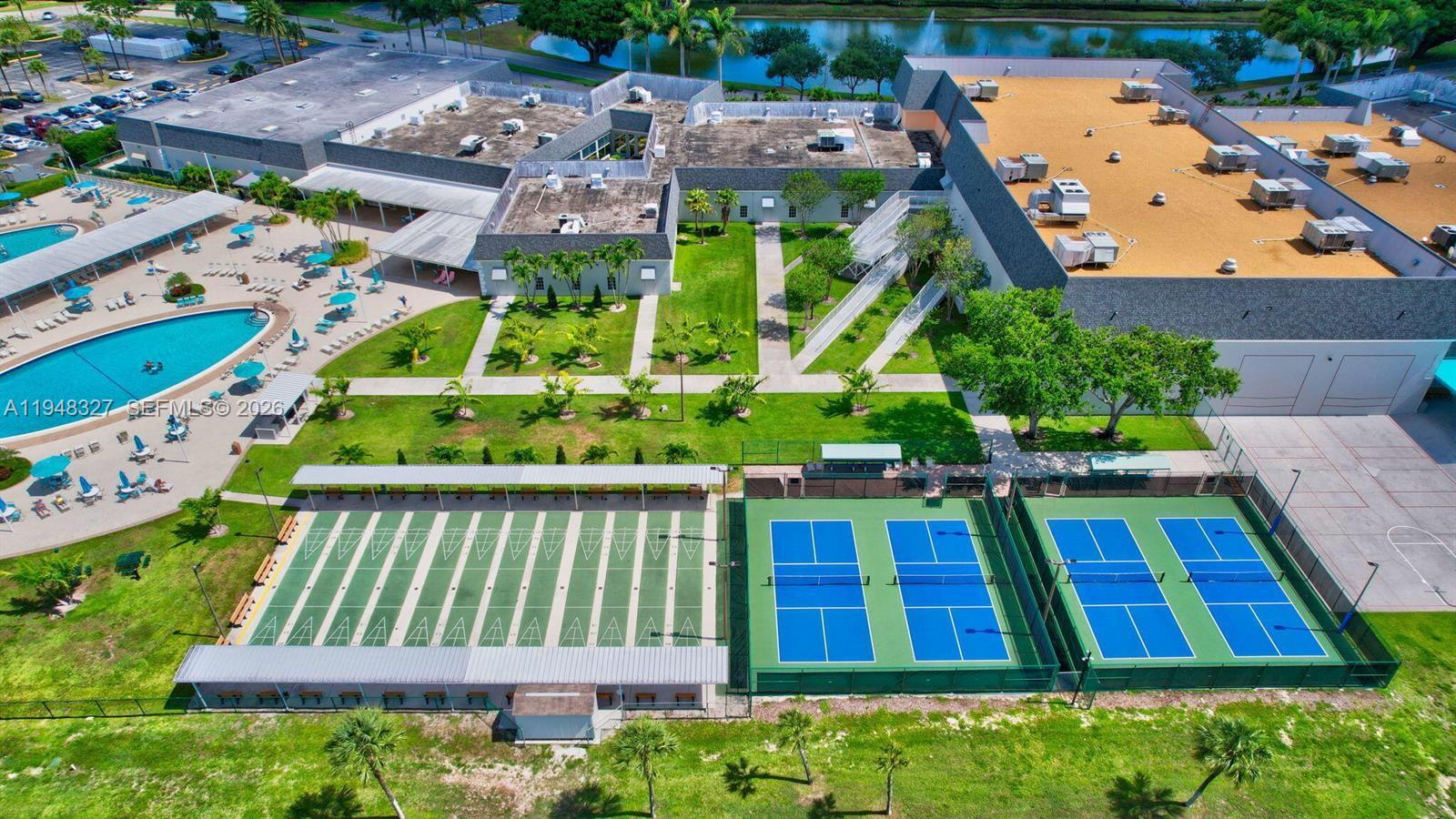 KINGS POINT PIEDMONT COND - Residential