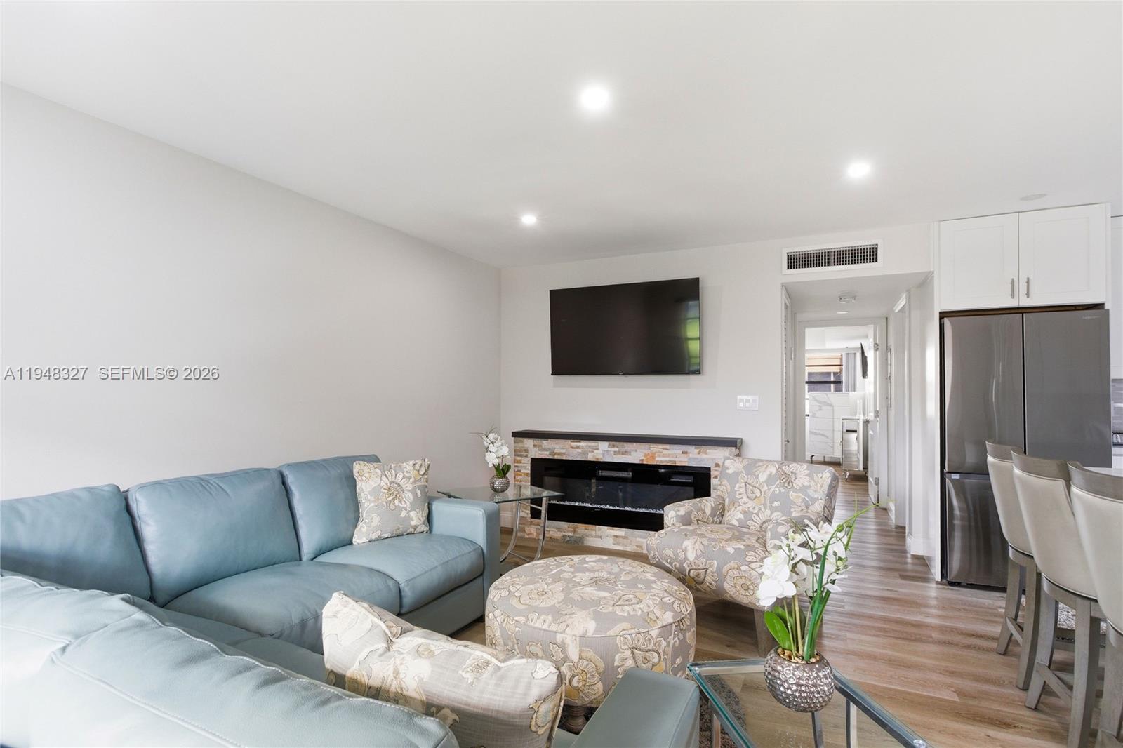 KINGS POINT PIEDMONT COND - Residential