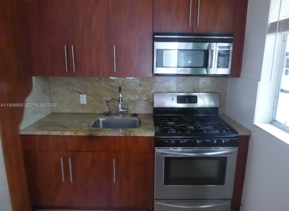 CONCORD HOUSE INC CONDO - Residential