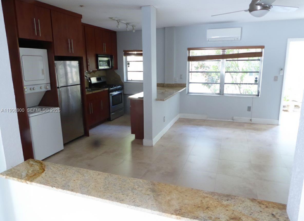 CONCORD HOUSE INC CONDO - Residential