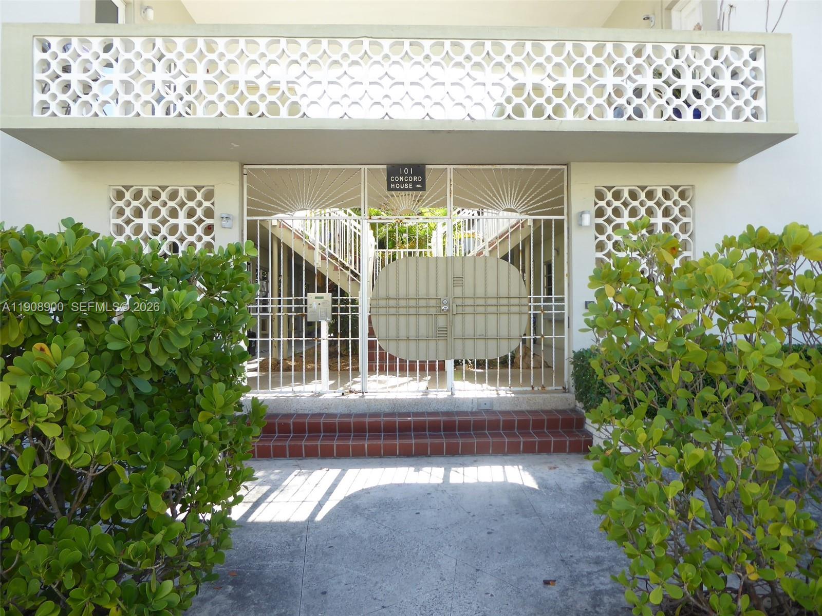 CONCORD HOUSE INC CONDO - Residential