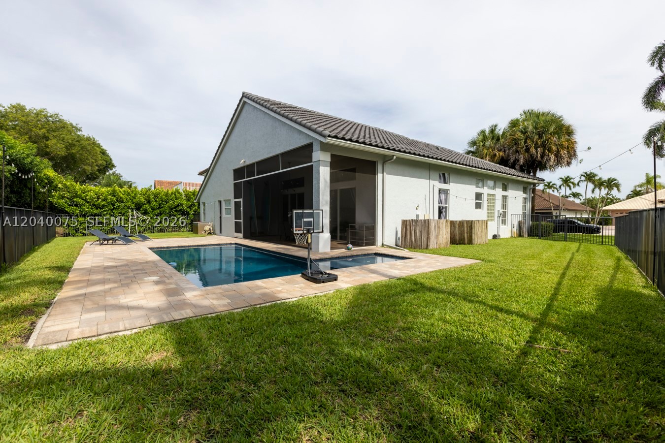 BOCA ISLES SOUTH PH 5D - Residential