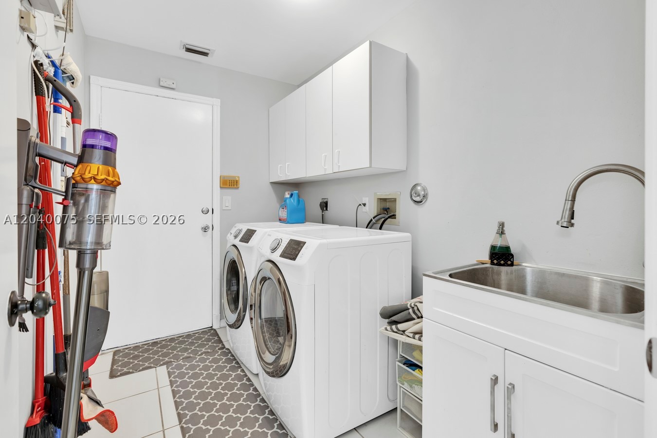 BOCA ISLES SOUTH PH 5D - Residential