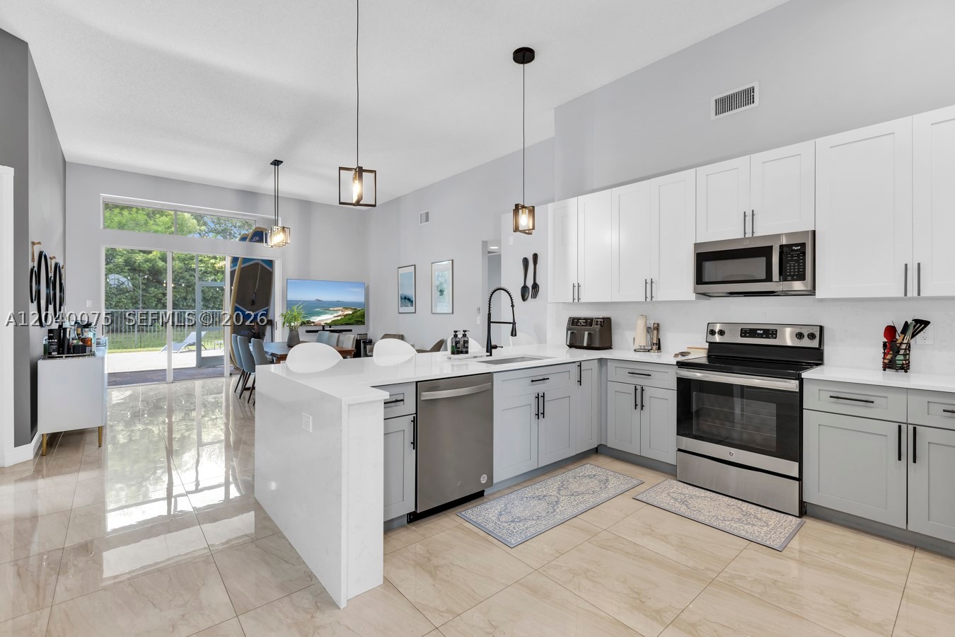 BOCA ISLES SOUTH PH 5D - Residential