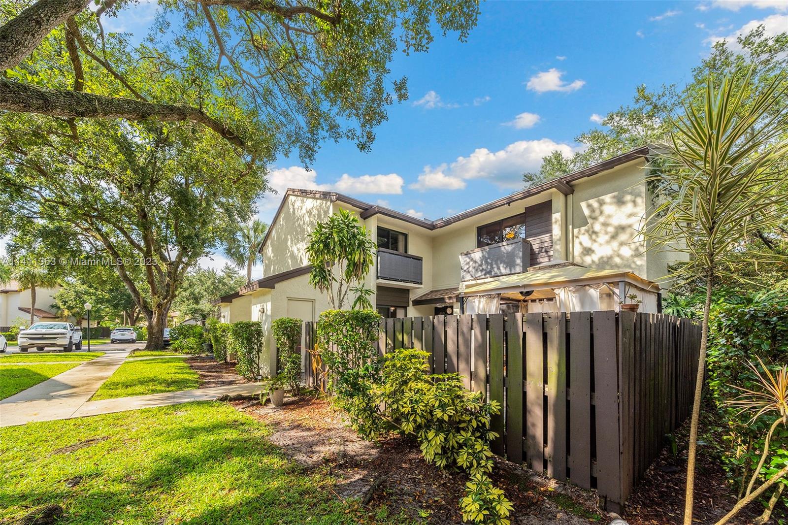KARANDA VILLAGE I-D CONDO - Residential