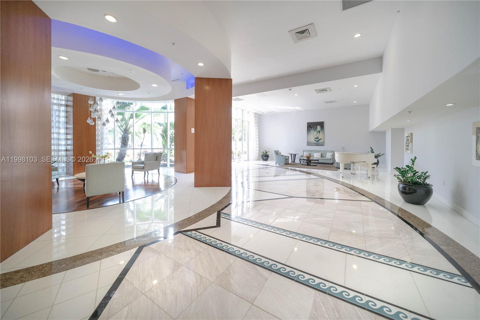 LA GORCE PALACE CONDO - Residential