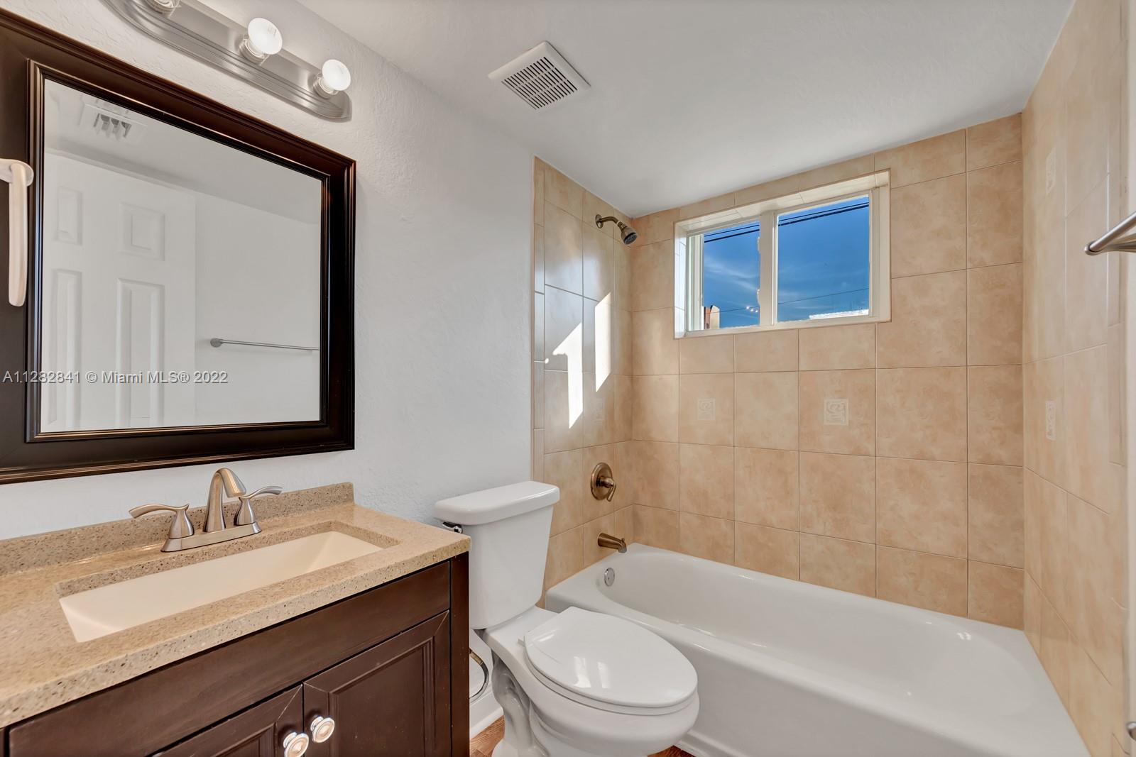 CITY OF MIAMI SOUTH - Residential Lease