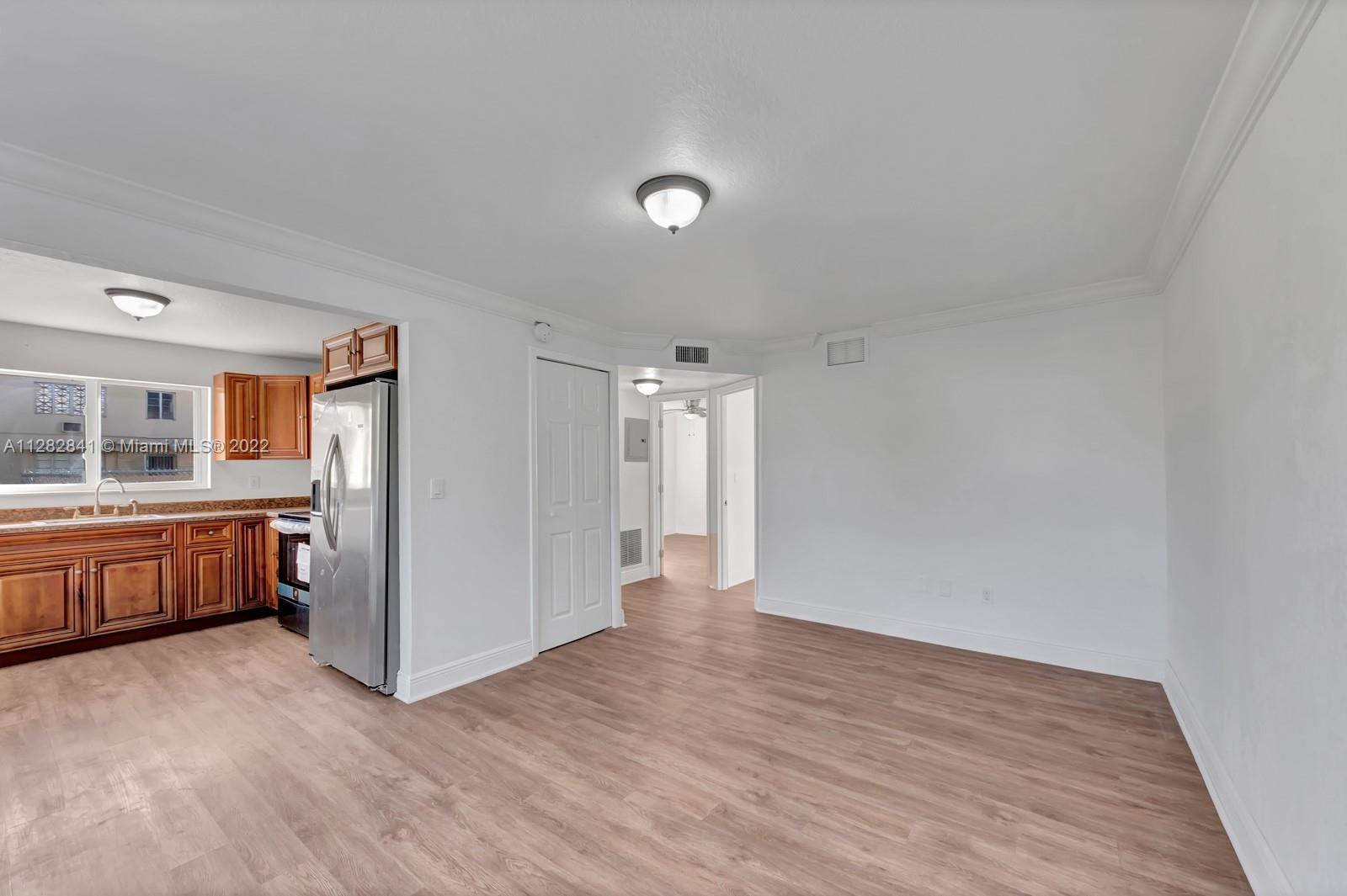 CITY OF MIAMI SOUTH - Residential Lease