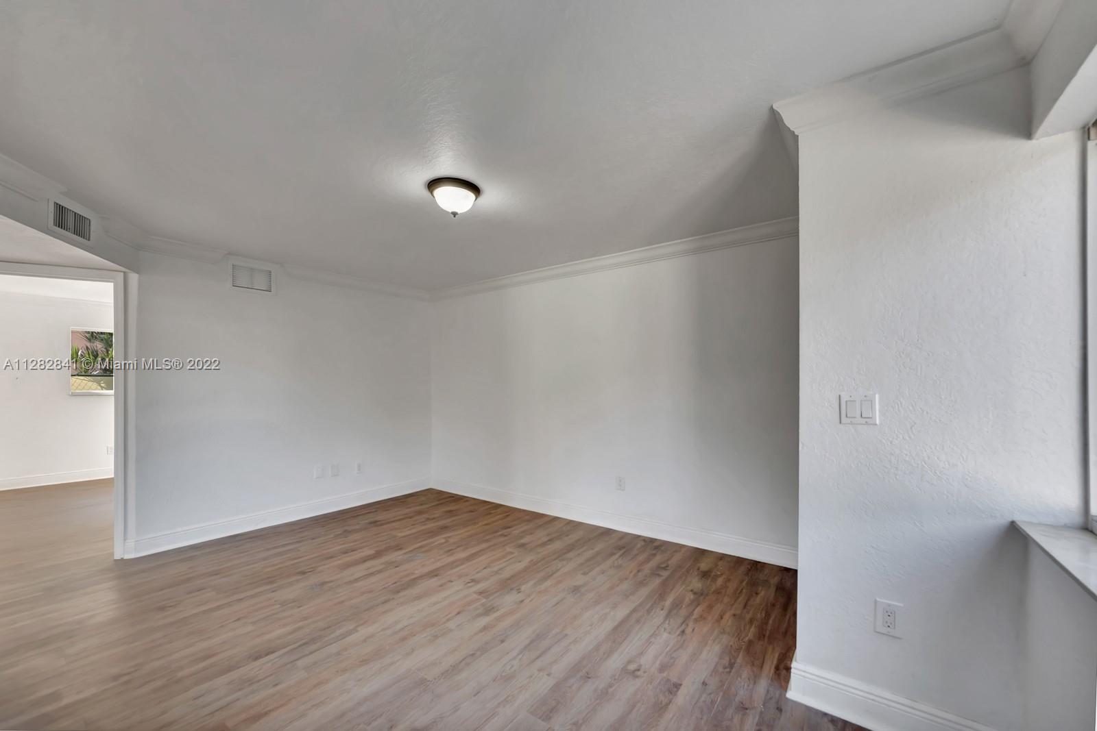 CITY OF MIAMI SOUTH - Residential Lease