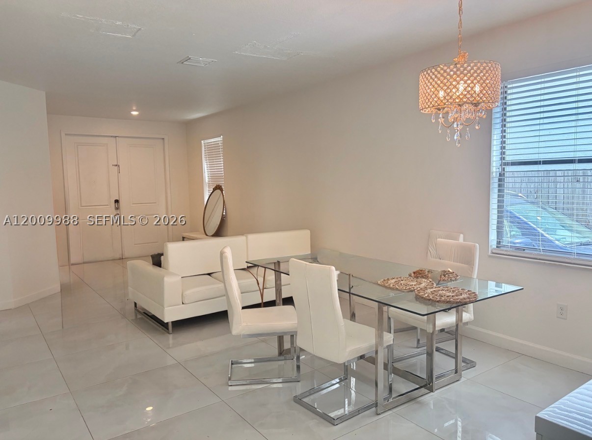 COCO PALM ESTATES - Residential