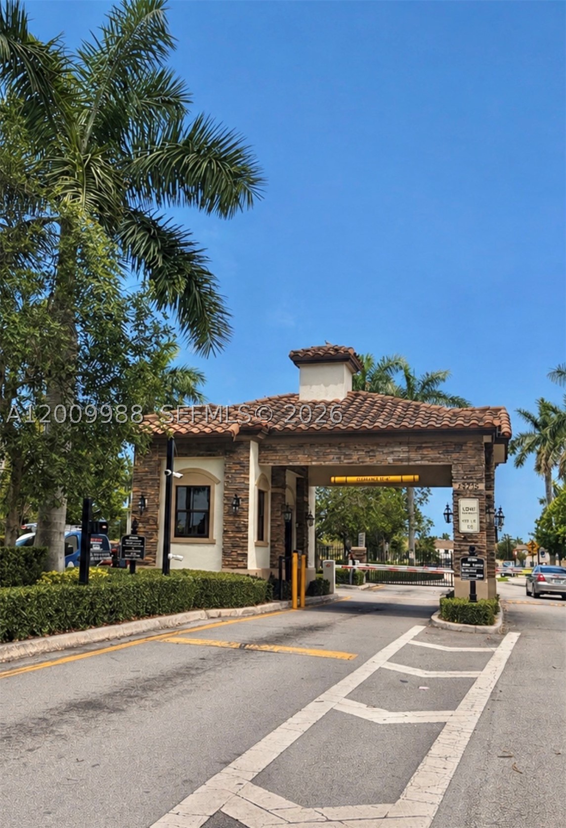 COCO PALM ESTATES - Residential