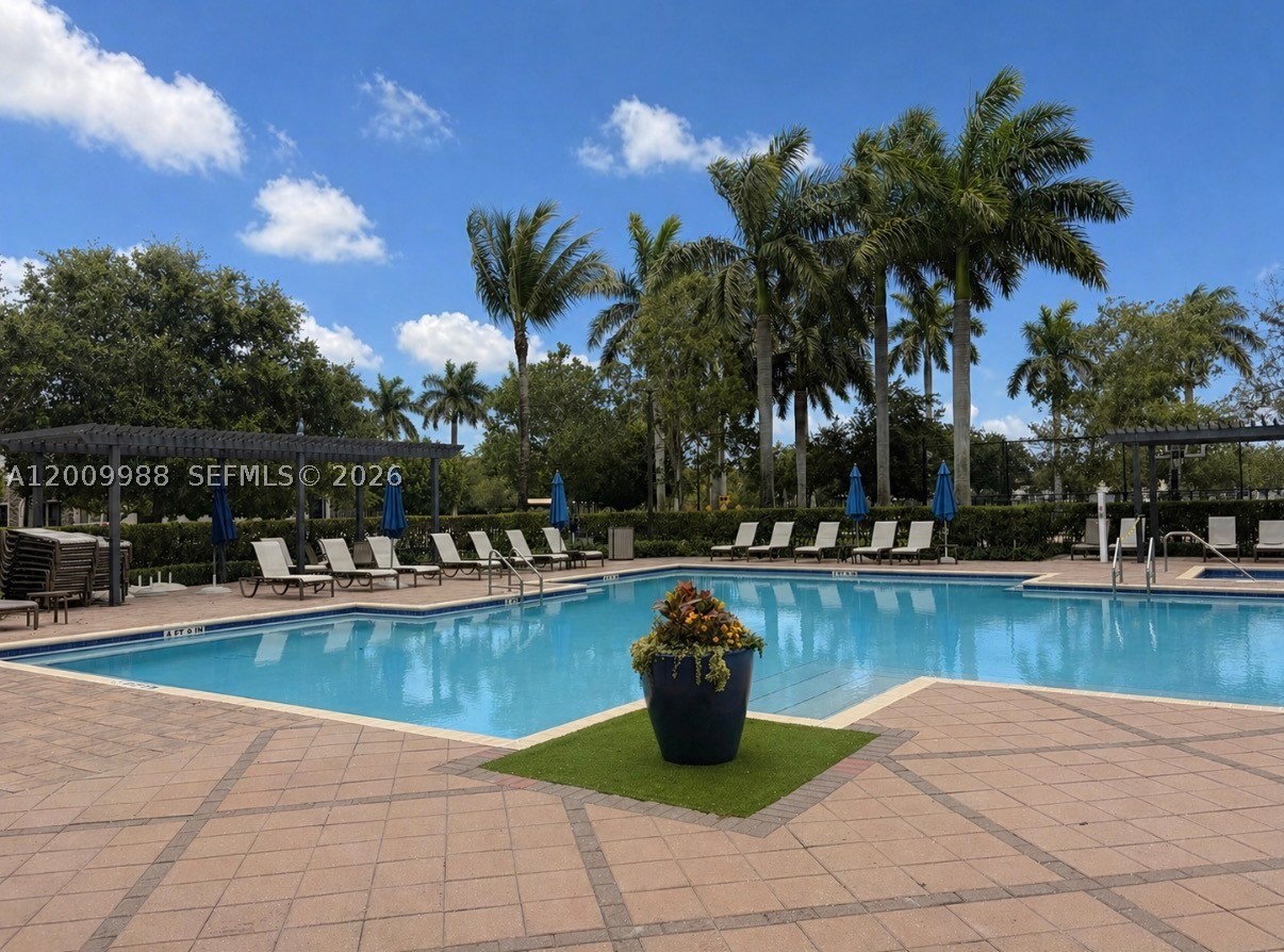 COCO PALM ESTATES - Residential