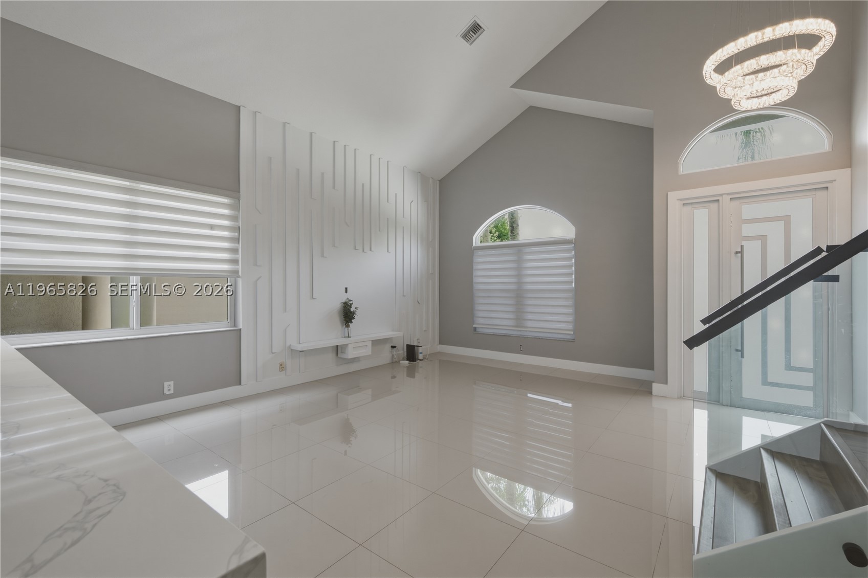 KENSINGTON - Residential