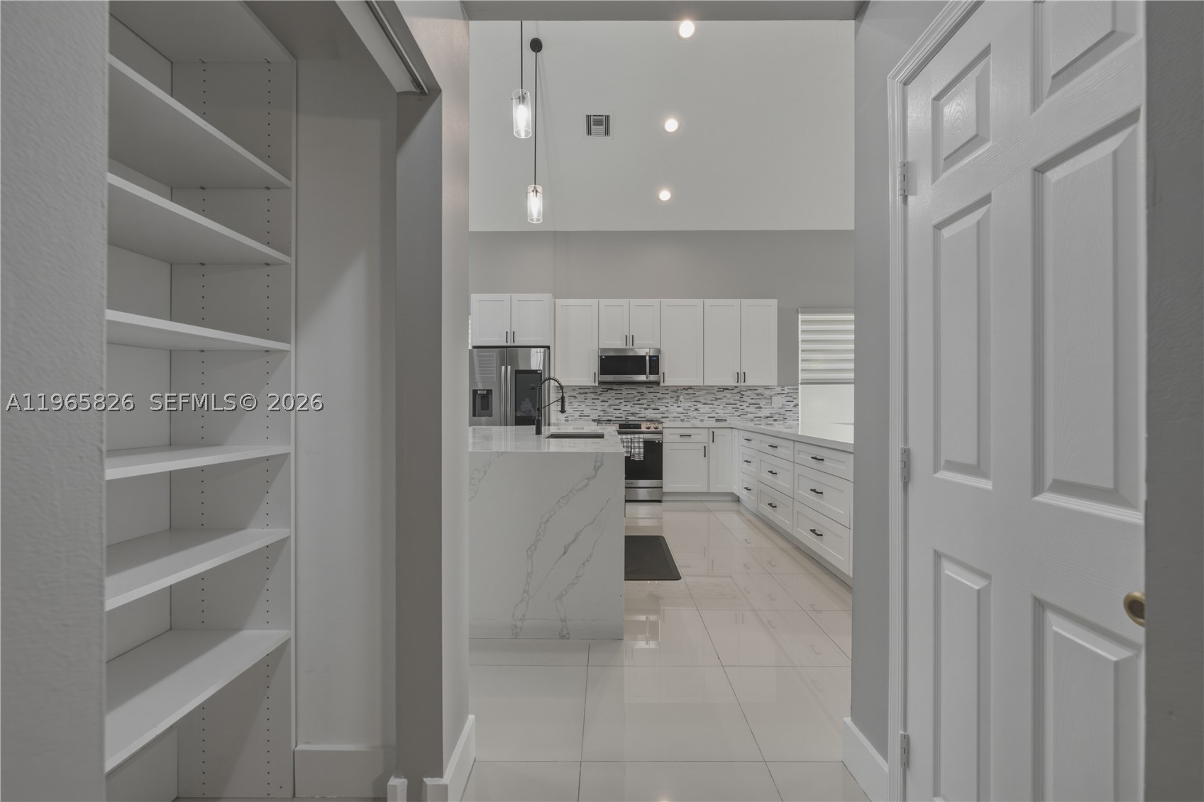 KENSINGTON - Residential