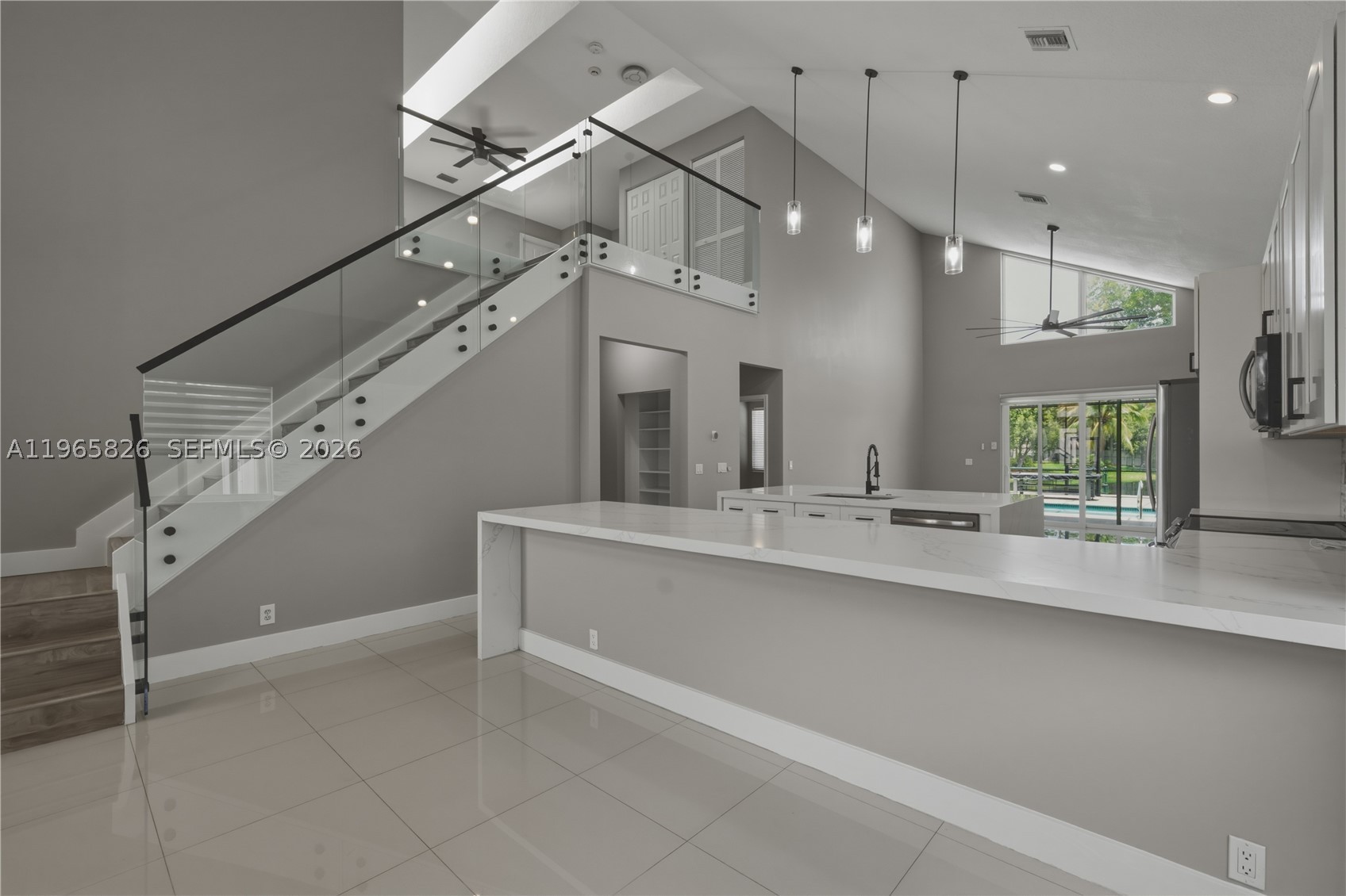 KENSINGTON - Residential