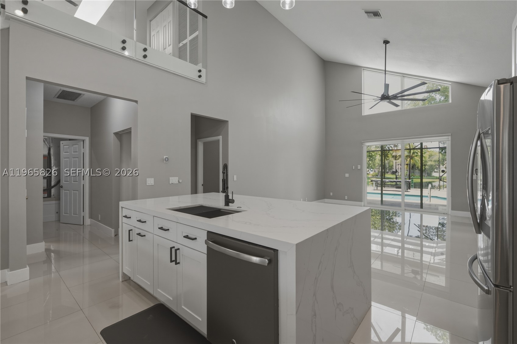 KENSINGTON - Residential