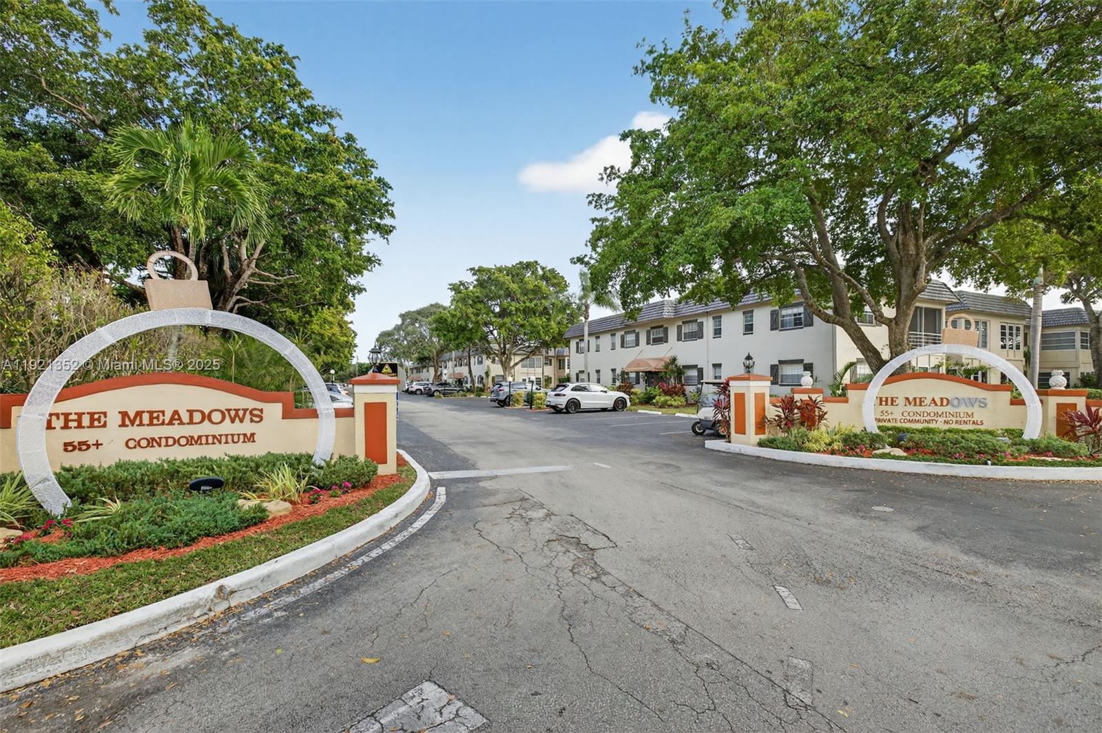 Stunning ground-floor 2-bedroom unit with its own private entrance and parking right at your doorstep! Elegant Florida room ideal for a bright home office, beautifully renovated kitchen with granite countertops, fully furnished and loaded with exceptional storage. Perfectly situated near all conveniences and only minutes from the beach. A rare find—bring your buyers, they will fall instantly in love!