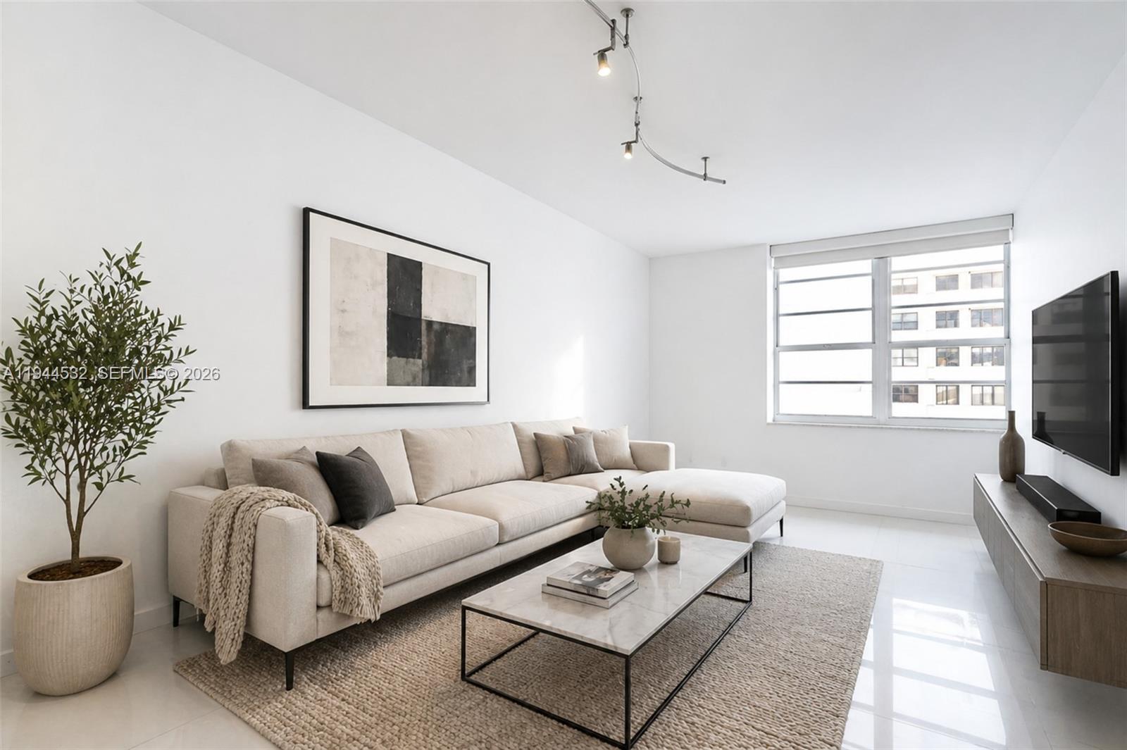THE DECOPLAGE CONDO - Residential
