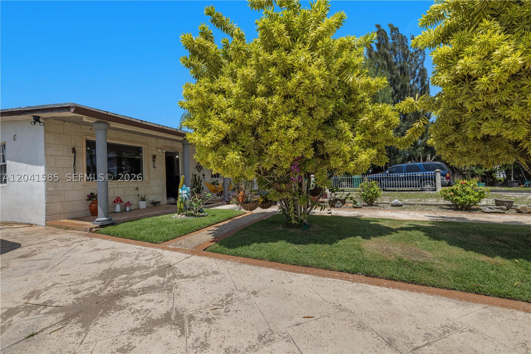 WESTWOOD LAKE 8TH ADDN - Residential