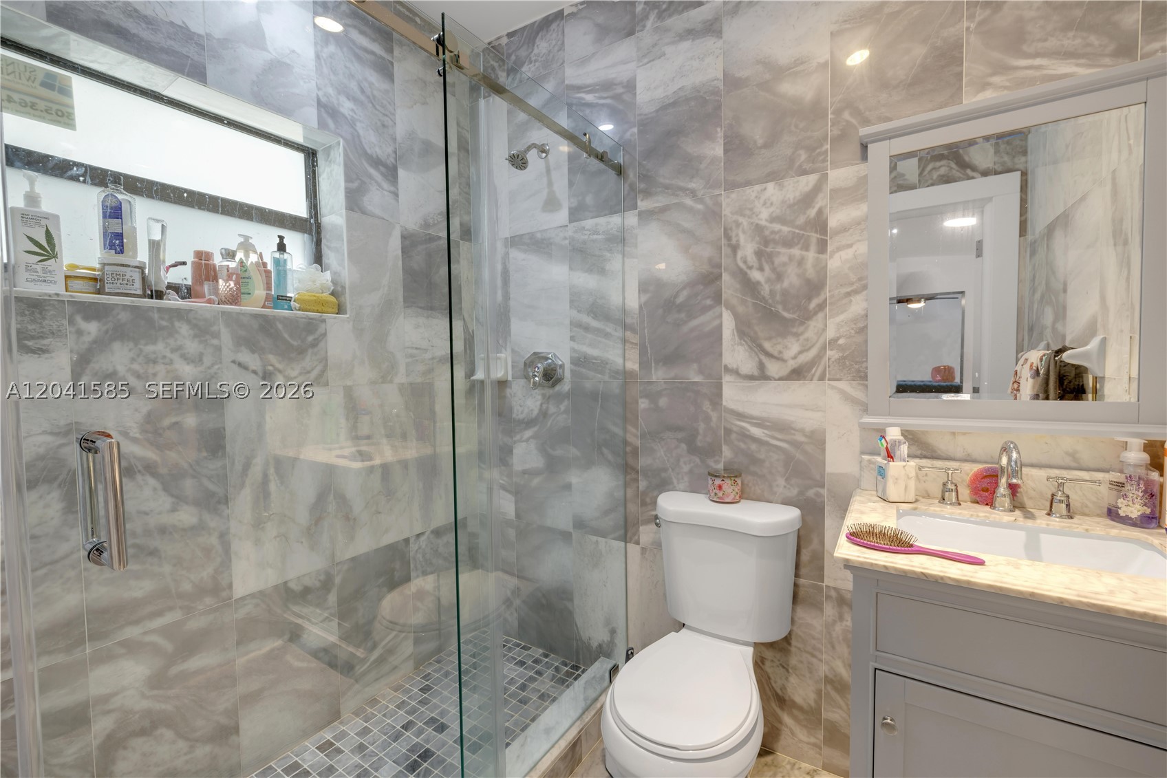 WESTWOOD LAKE 8TH ADDN - Residential