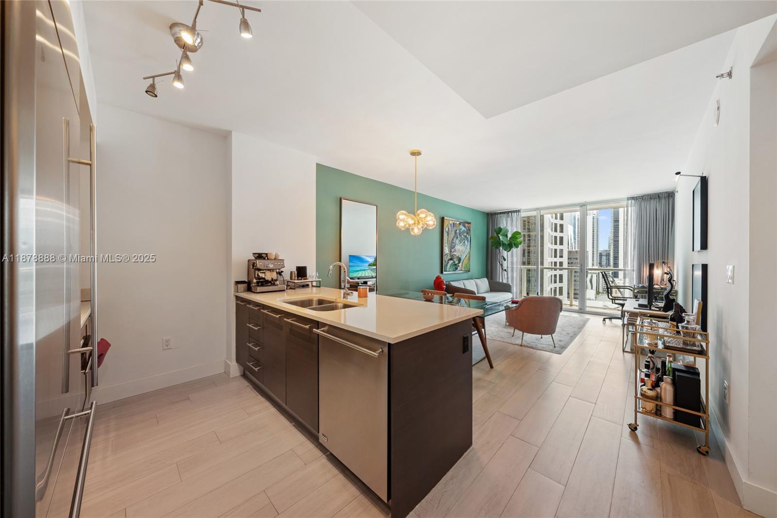 Welcome to 500 Brickell. Step into this sophisticated 1-bedroom, 1-bath residence with floor-to-ceiling glass framing sweeping views of the skyline and Biscayne Bay, across from Brickell City Centre and top dining. Residents enjoy 24-hour valet, garage parking, and concierge service. Amenities include a rooftop pool, an 11th-floor infinity-edge pool, a fitness center, a hot tub, a sauna, a steam room, and a cold plunge. Furniture available. Perfect for investors (30-day rentals, 12x/year) or end-users seeking move-in ease. Internet, cable, water, and 1 parking space included. No litigation and financially sound. Ask for low-down financing. Tour today!
